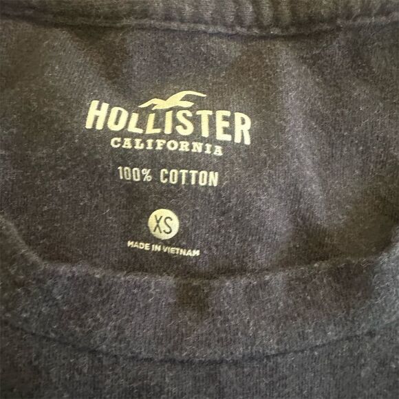 Hollister women’s xs Blue Ombre Dip Dye Long Sleeve Graphic Tee Crew Neck Cotton - Picture 2 of 4